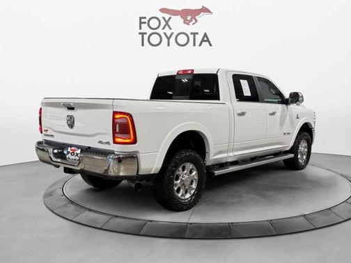 2020 RAM 2500 Laramie Crew Cab 4X4 6'4' Box