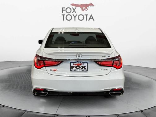 2018 Acura RLX Technology Package