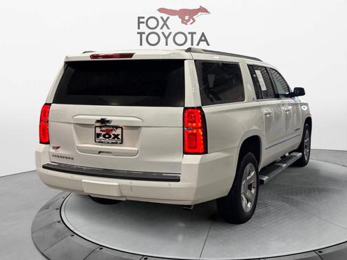 2019 Chevrolet Suburban LT