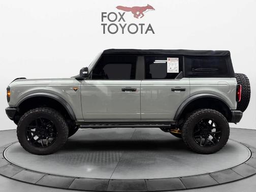 2022 Ford Bronco Badlands