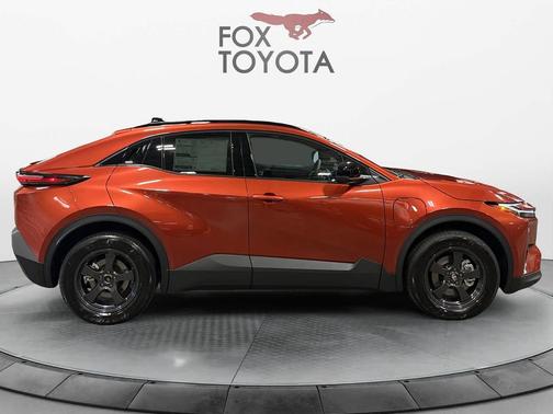 Tandoori 2026 Toyota C-HR SE