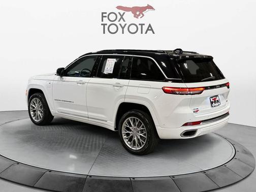 Bright White Clearcoat 2024 Jeep Grand Cherokee 4xe Summit