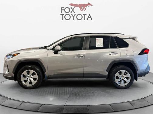 Silver Sky Metallic 2019 Toyota RAV4 LE