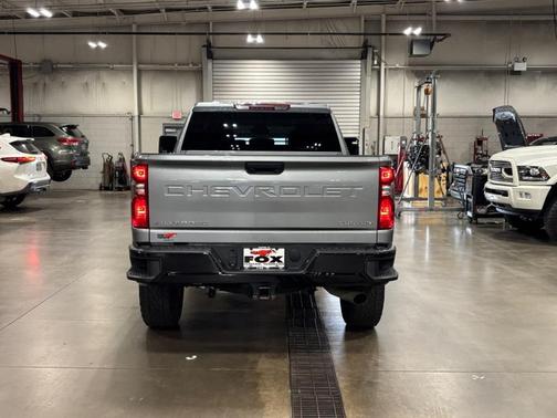 2025 Chevrolet Silverado 2500 Custom