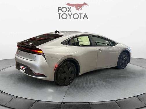 2026 Toyota Prius LE