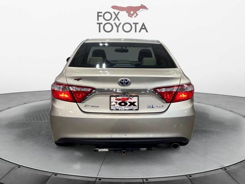2016 Toyota Camry Hybrid XLE