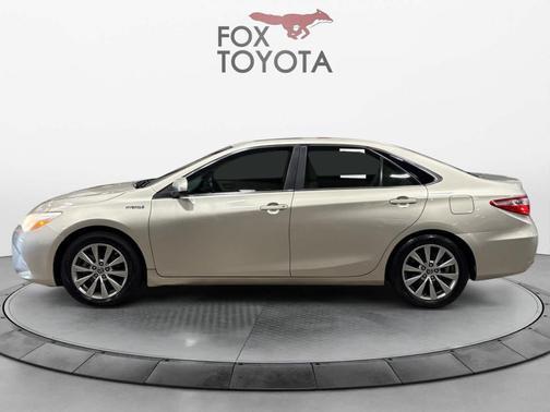 2016 Toyota Camry Hybrid XLE