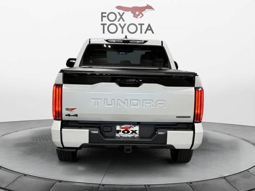 2025 Toyota Tundra Hybrid Platinum