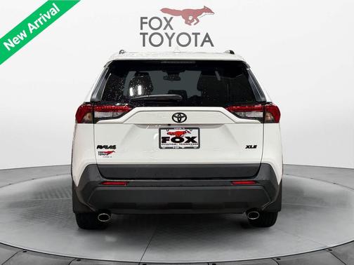 Super White 2020 Toyota RAV4 XLE