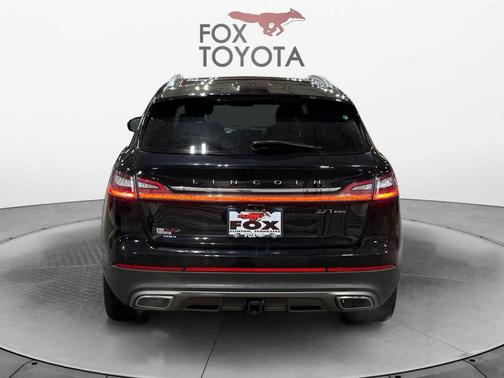 2020 Lincoln Nautilus Reserve