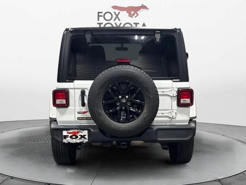 2023 Jeep Wrangler 4-Door Freedom 4x4