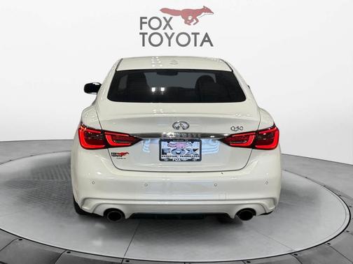 2018 INFINITI Q50 Hybrid Base