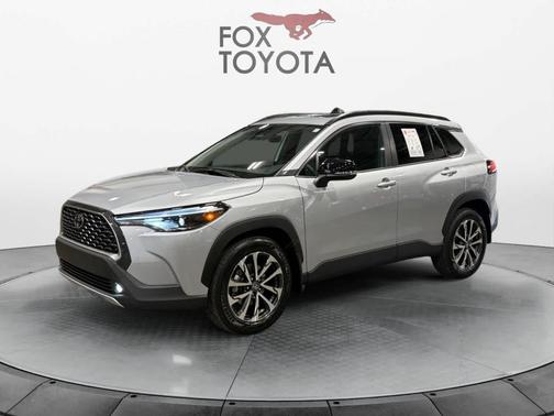 2025 Toyota Corolla Cross XLE