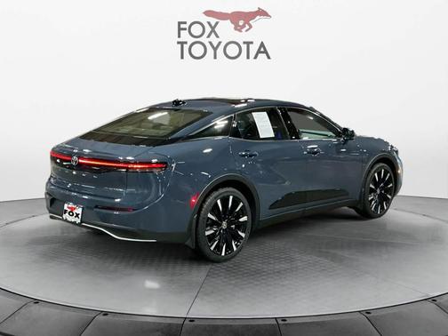 2026 Toyota Crown Platinum