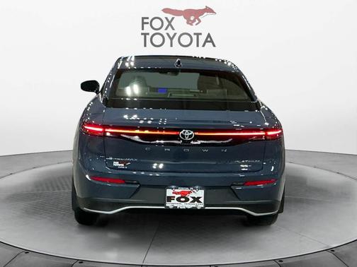 2026 Toyota Crown Platinum