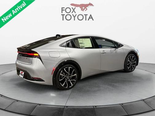 Cutting Edge 2026 Toyota Prius Plug-In Hybrid XSE Premium