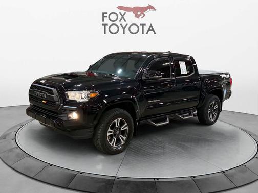 Midnight Black Metallic 2018 Toyota Tacoma TRD Sport