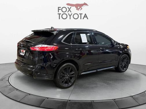 2022 Ford Edge ST Line