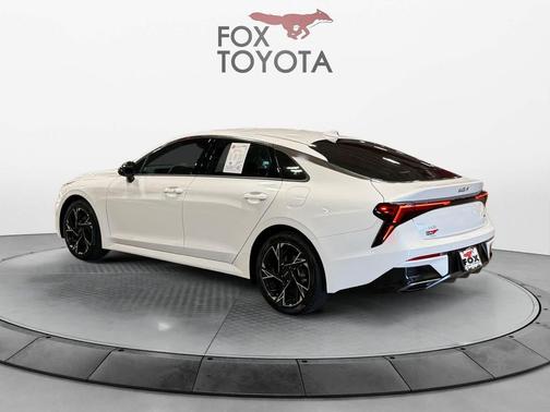 Snow White Pearl 2025 Kia K5 GT-Line