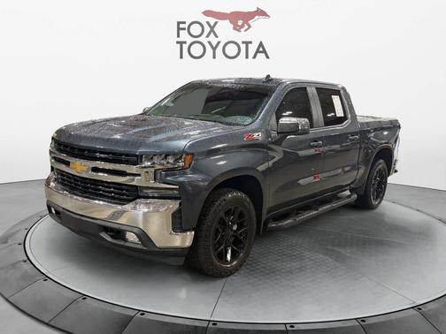 Shadow Gray Metallic 2019 Chevrolet Silverado 1500 LT