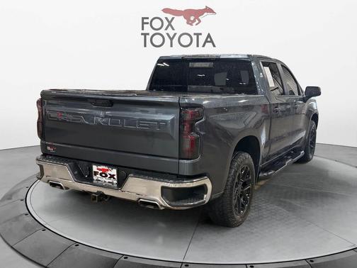 Shadow Gray Metallic 2019 Chevrolet Silverado 1500 LT