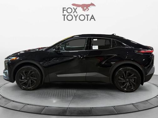 Midnight Black Metallic 2026 Toyota C-HR SE