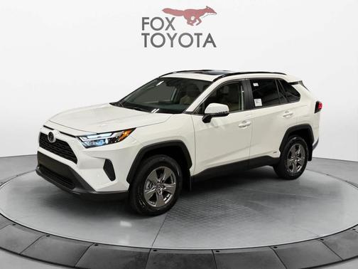2025 Toyota RAV4 Hybrid XLE