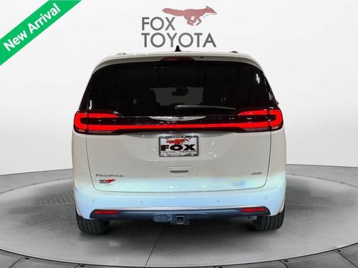 2025 Chrysler Pacifica L