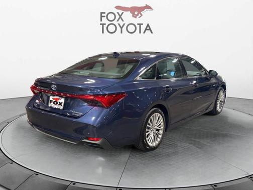 2020 Toyota Avalon Hybrid Limited