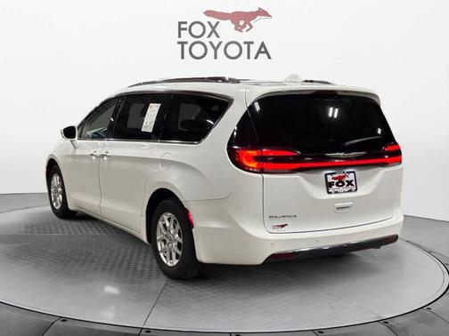 2021 Chrysler Pacifica Touring-L