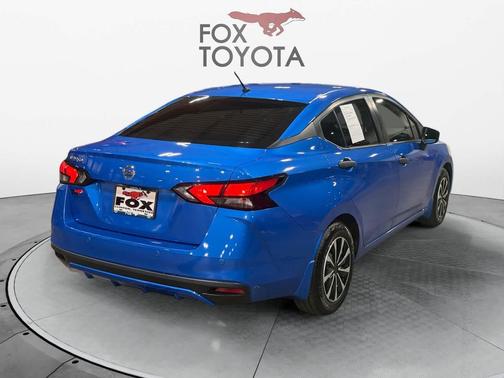 Electric Blue Metallic 2021 Nissan Versa 1.6 S