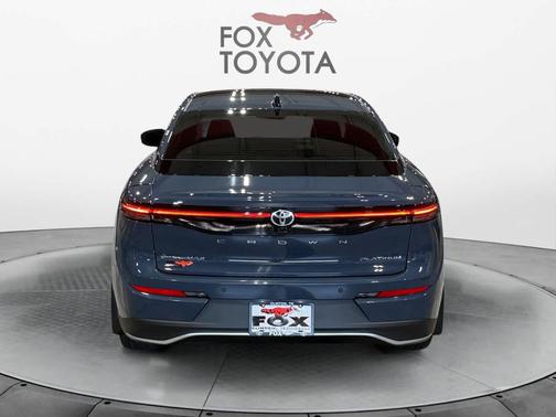 2025 Toyota Crown Platinum