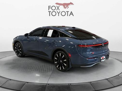 2025 Toyota Crown Platinum