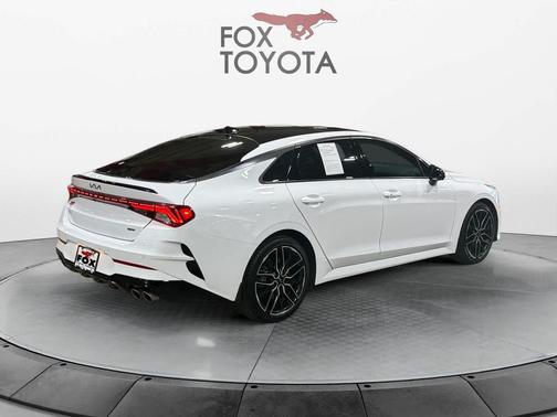 Glacial White Pearl 2024 Kia K5 GT