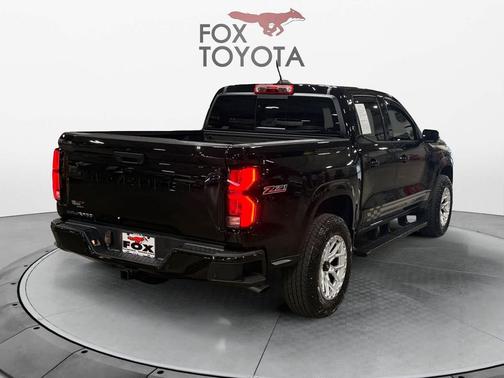 Black 2026 Chevrolet Colorado Z71