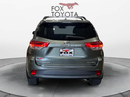 Alumina Jade Metallic 2017 Toyota Highlander XLE