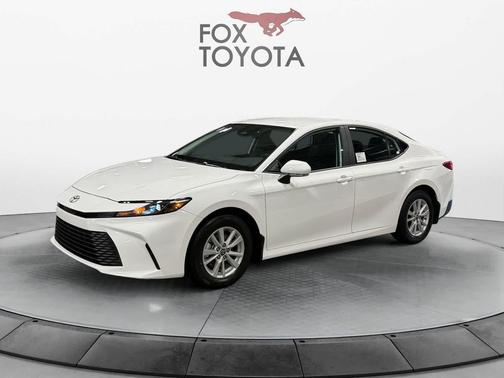 Ice Cap 2026 Toyota Camry LE