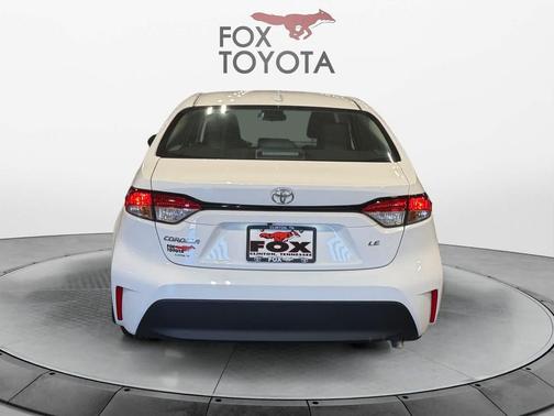 Ice Cap 2025 Toyota Corolla LE