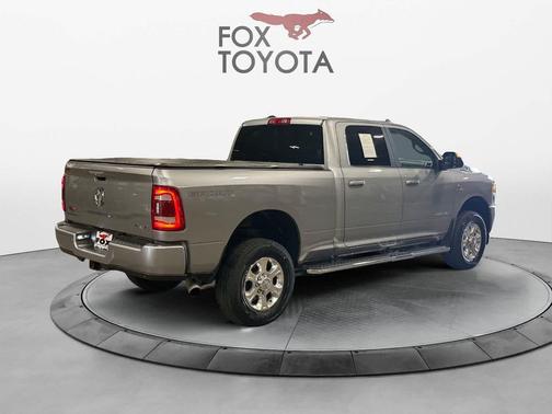 2021 RAM 2500 Big Horn Crew Cab 4x4 6'4' Box