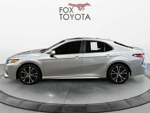 Celestial Silver Metallic 2020 Toyota Camry SE