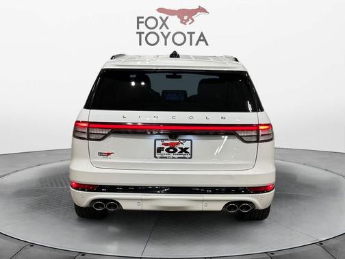 Pristine White Metallic Tri-Coat 2025 Lincoln Aviator Reserve AWD