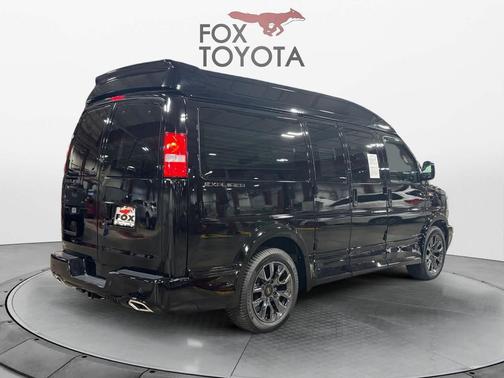 2024 Chevrolet Express 2500 RWD 2500 Regular Wheelbase WT