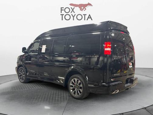 2024 Chevrolet Express 2500 RWD 2500 Regular Wheelbase WT