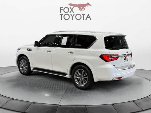 2021 INFINITI QX80 Luxe