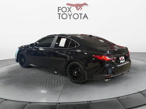 Midnight Black Metallic 2025 Toyota Camry SE