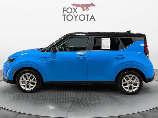 Surf Blue w/Black Roof 2025 Kia Soul S