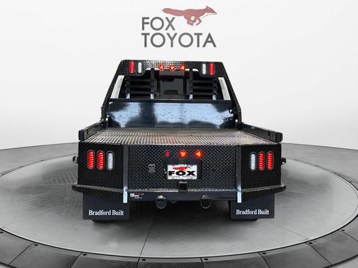 Bright White Clearcoat 2017 RAM 3500 Laramie Crew Cab 4x4 8' Box