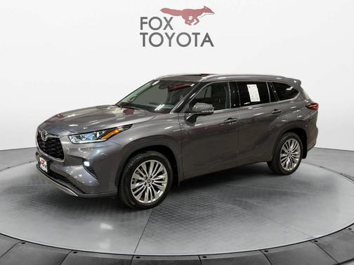 2024 Toyota Highlander Platinum