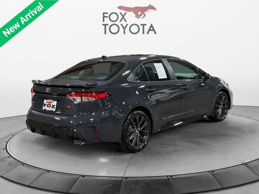 Underground 2025 Toyota Corolla SE
