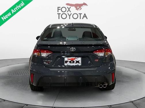 Underground 2025 Toyota Corolla SE